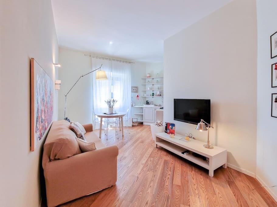 Charme On The River - City Center Apartman Verona Kültér fotó